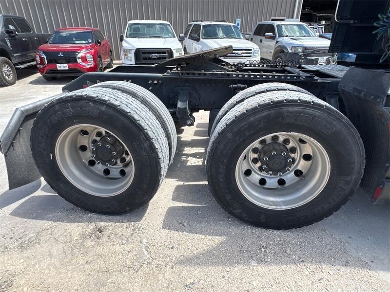 2024 Volvo VNL64T860 4V4NC9EH1RN656678