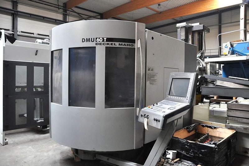 DMG Deckel-Maho - DMU 60T X: 630 - Y: 560 - Z: 560 mm