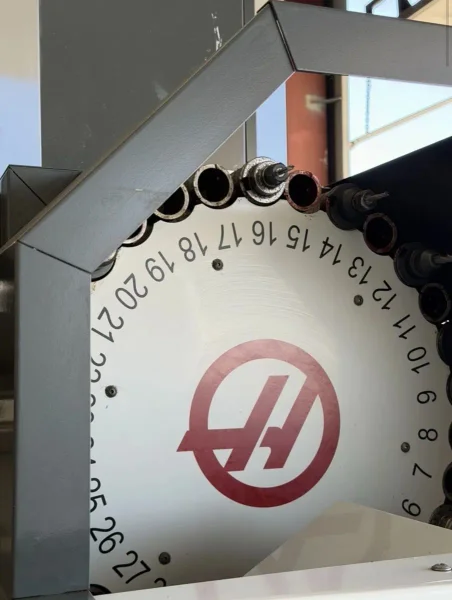 2018 HAAS VF-4SS | Machining Centers, Vertical