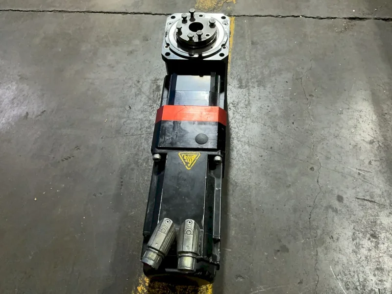 KOLLMORGEN PM SERVOMOTOR W/ MICRON GEARHEAD  -  AKM52K-ANCNDB00