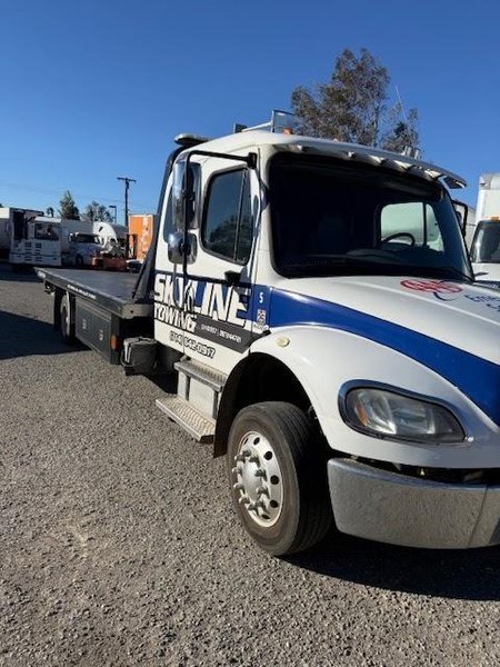 Freightliner M2 Rollback Tow Truck, 2018 – Vulcan 21.5’ Carrier, Auto Hauler