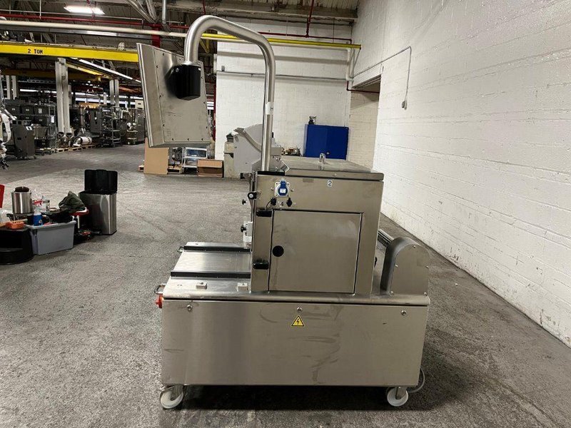 MULTIVAC TRAY SEALER  -  T260