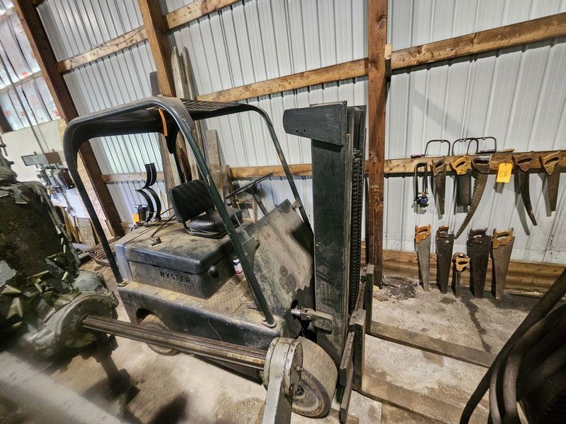 4,000 LB. HYSTER PROPANE FORKLIFT. STOCK # 0779125