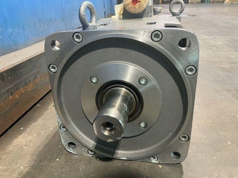 SIEMENS SERVO MOTOR   -  1FT7132-5AF71-4BH2