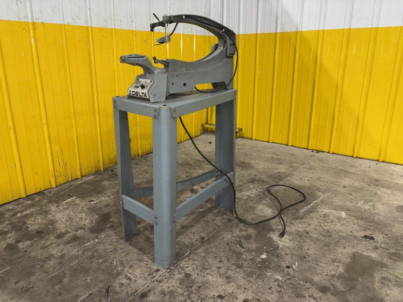 18" DELTA MODEL #40-604 SCROLL SAW: STOCK 23375