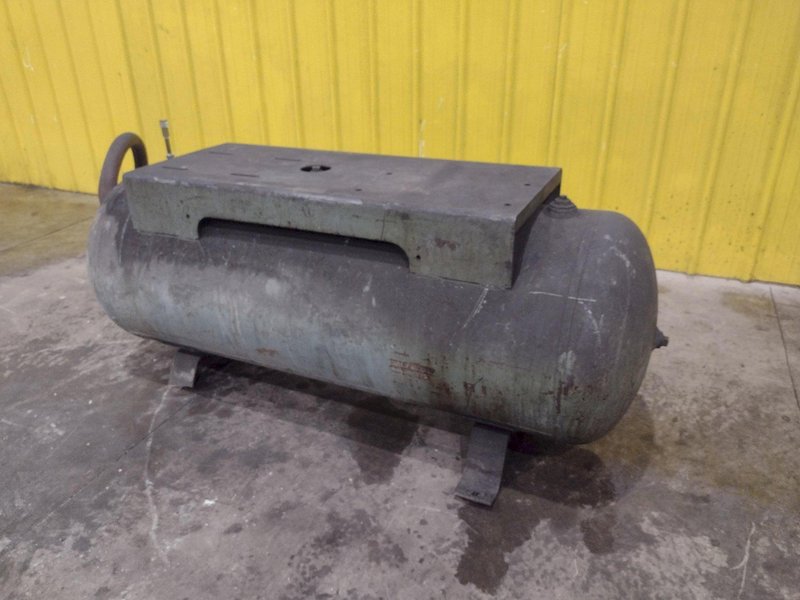 200 PSI KAGARD HORIZONTAL AIR RECEIVER SURGE TANK : YOBRO #25154