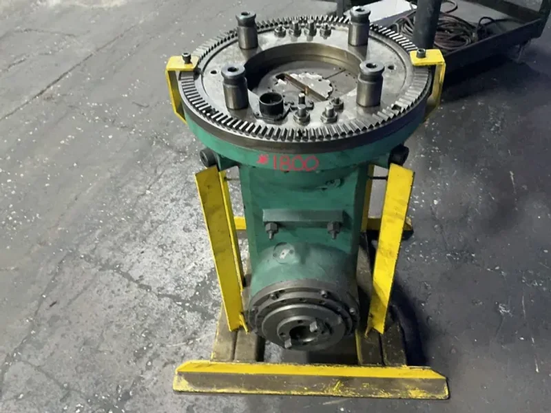 DORRIES SCHARMANN 1:15 TRANSMISSION RATIO MILLING MACHINE HEAD - HEAVY DUTY 90 DEGREE HEAD  -  01118