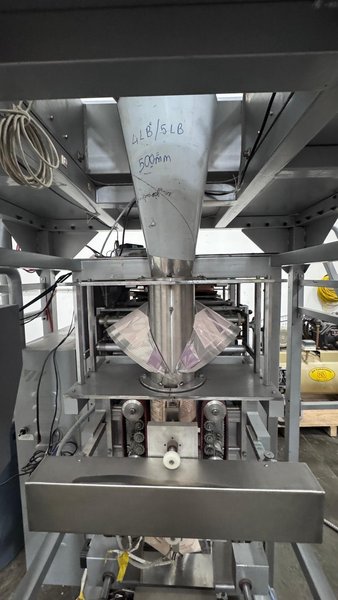 Automatic 10-Head Packing Machine with Integrated Scale System, Domino V320i TTO Printers, Conveyor &amp; Mezzanine, 2020