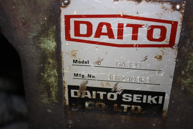 12-1/2' X 12-1/2' DAITO HORIZONTAL BAND SAW: STOCK #66093