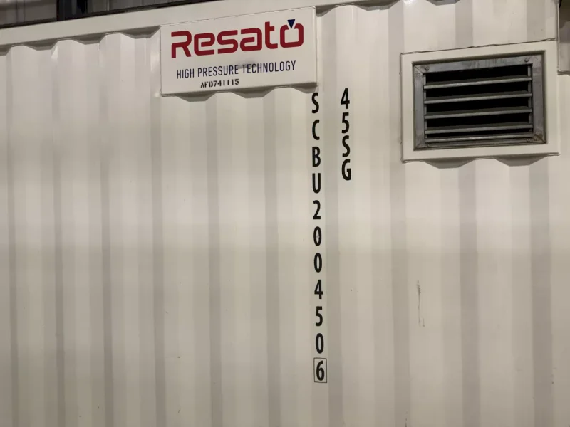 40' RESATO CONTAINERIZED HIGH PRESSURE TEST BAY W/ 3 TON YALE HOIST SYSTEM: YOBRO #25867