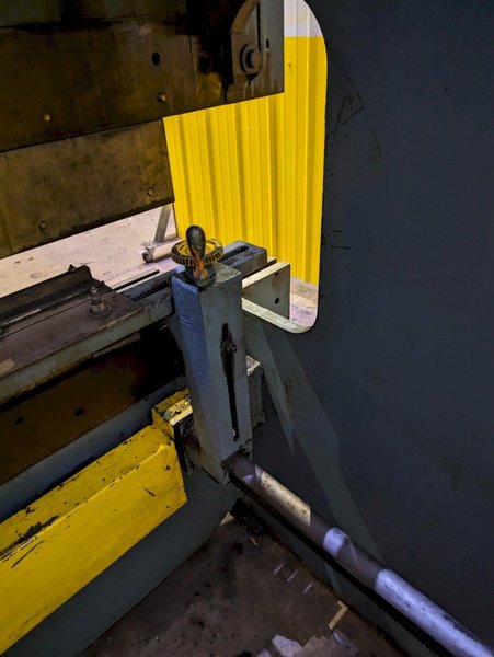 55 TON X 12' CHICAGO D &amp; K MODEL #1012-B AIR CLUTCH MECHANICAL PRESS BRAKE: STOCK #19216
