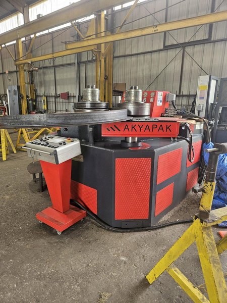 5/8" x 6" x 6" Akyapak Angle Bending Roll Model APK180