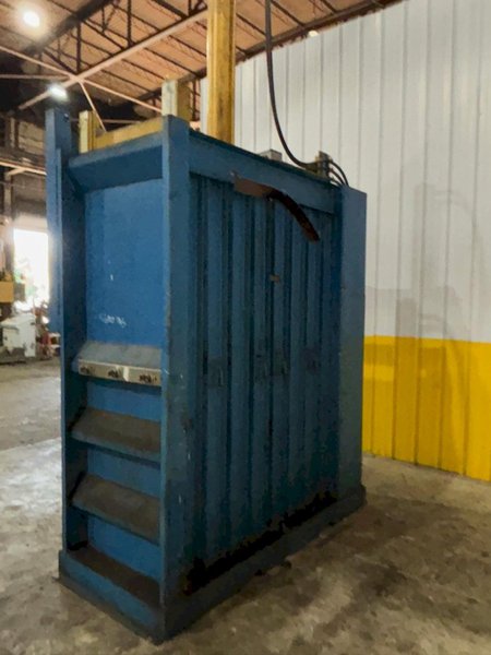 60&quot; X 30&quot; QUALITY PRODUCTS MODEL #V6030M HYDRAULIC VERTICAL CARDBOARD BALER: YOBRO #23984