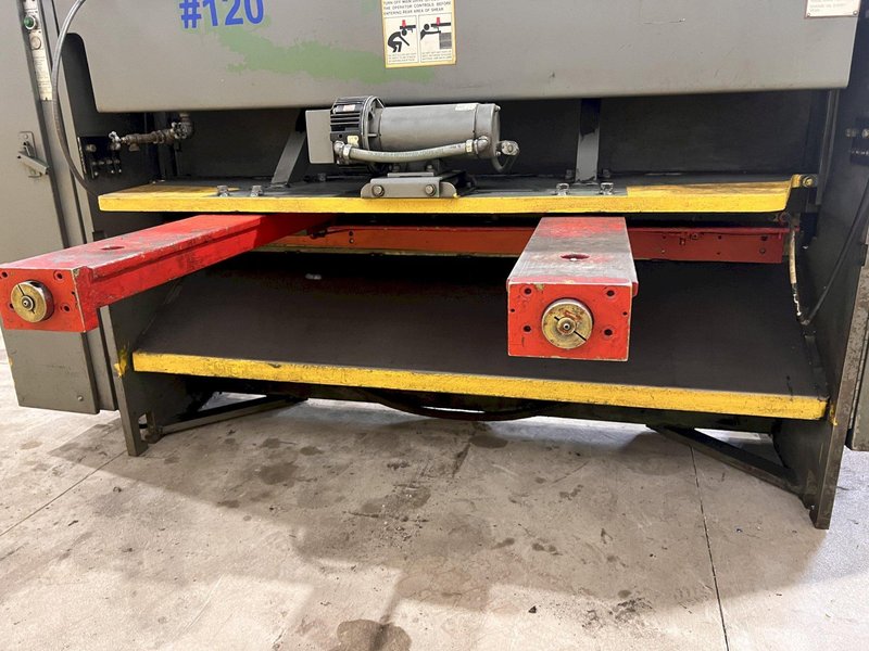 6' X 10 GAUGE CINCINNATI MODEL #135 HYDRAULIC POWER SHEAR WITH BACK GAUGE: STOCK #20791