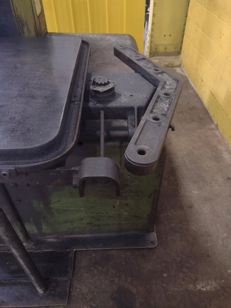 26&quot; DOALL MODEL #26-4 CONTOUR-MATIC VERTICAL HIGH SPEED BAND SAW: STOCK 18313