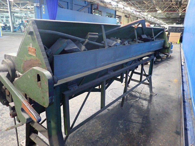 CHICAGO, DRIES &amp; KRUMP MFG. CO. 96" SHEET METAL BRAKE   -  L37
