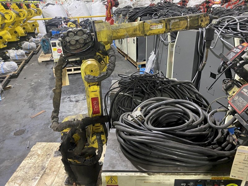 FANUC – ArcMate 100iC/6L w/ R-30iA Controls PARTS ONLY