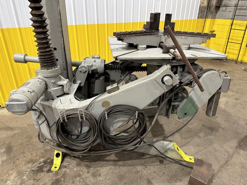 3,000 LB P&amp;H MODEL #WP3A POWER ELEVATING WELDING POSITIONER WITH PANDJIRIS GRIPPER: STOCK #19502