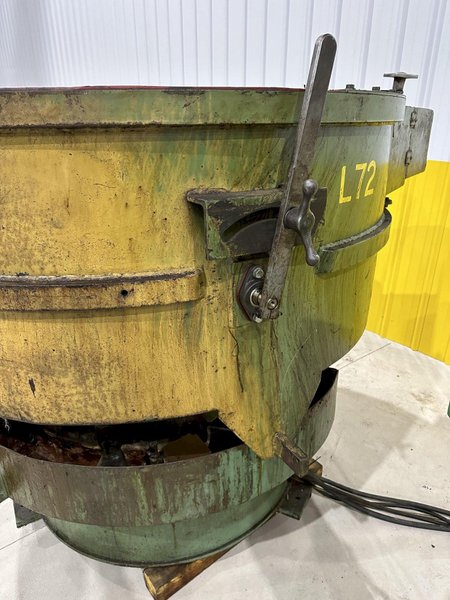 12 FT HAMMOND ROTO-FINISH MODEL #ST-12 ROTARY BOWL VIBRATORY PARTS DEBURRING FINISHER: STOCK #20064