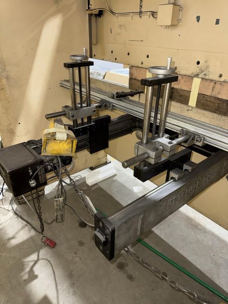 100 Ton x 8′ Niagara HBM-100-6-8 CNC Hydraulic Press Brake – Programmable Backgauge