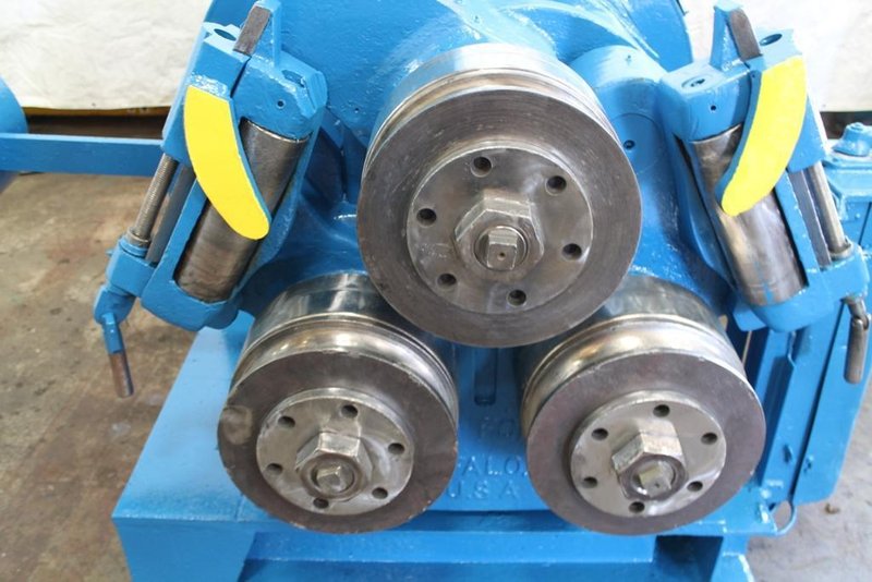 4' X 4' X 5/8' BUFFALO MODEL #2 ANGLE ROLLS: STOCK #62282