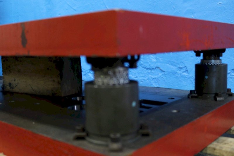 18&quot; X 34&quot; 4 PIN PRECISION DIE SET (NEW.)  STOCK #73495