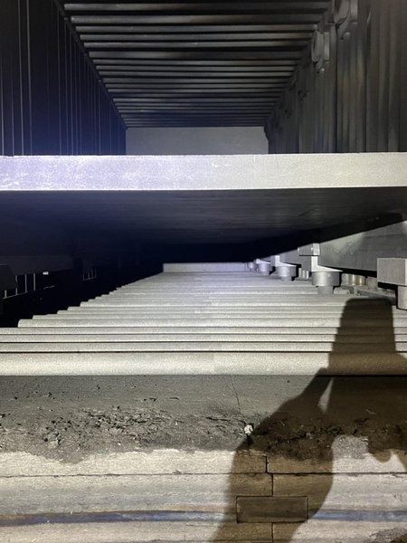 Graphite Furnace Systems Model #19 – Large Format High-Temp Vacuum Furnace with Graphite Insulation and Internal Heating Elements