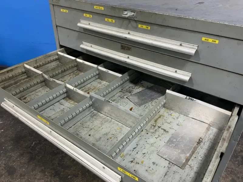 7 DRAWERS TOOL CABINET