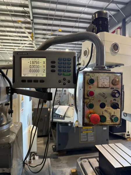 ATRUMP K6F Heavy Duty Milling Machine 40 Taper 6 H.P. DRO 2003’# 7694