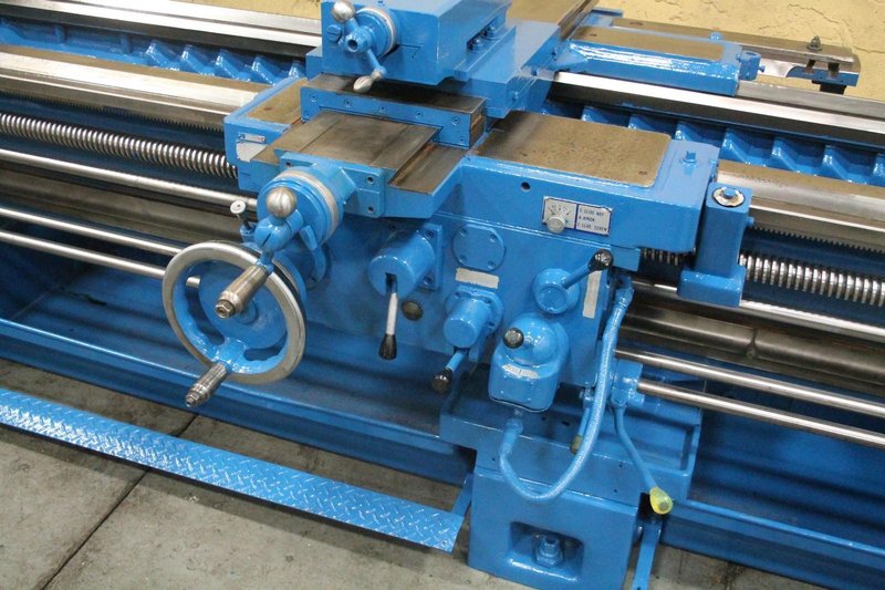 28&quot; X 132&quot; HERCULES AJAX HEAVY DUTY 25 GAP BED ENGINE LATHE: STOCK #65453