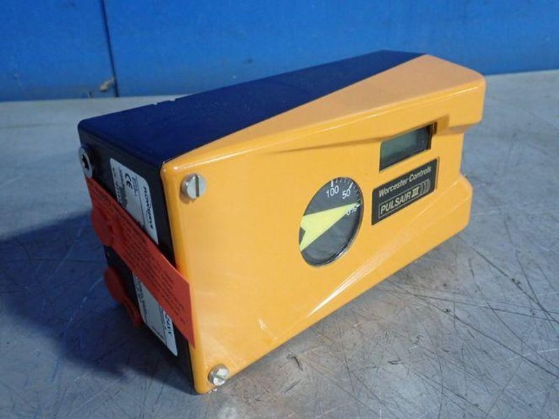 FLOWSERVE 105 PSI ELECTRONIC POSITIONER  -  D3XNU-S23WCA-Z4XX