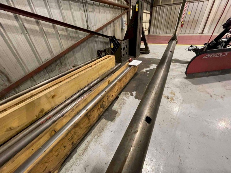 Used, 103&quot; x 2&quot; Diameter Boring Bar