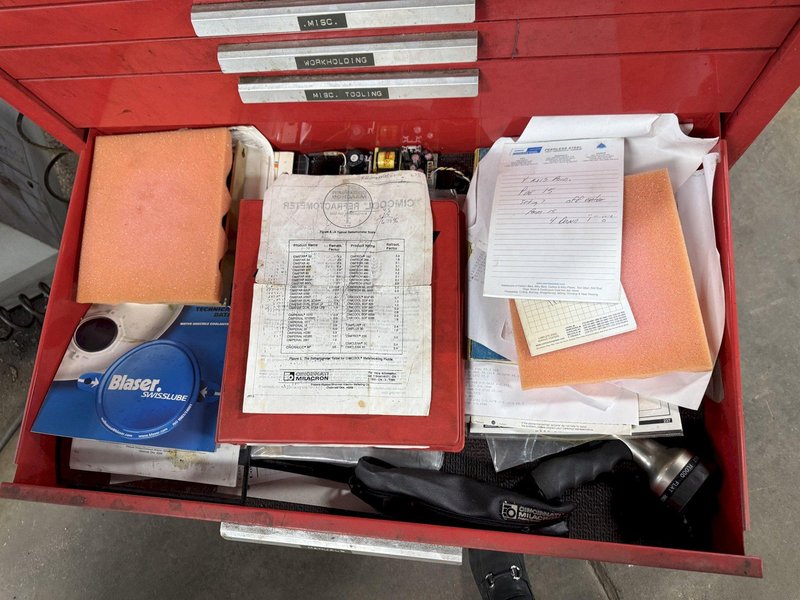 HAAS VF-3 CNC VERTICAL MACHINING CENTER W/ TOOLING. STOCK #1008225