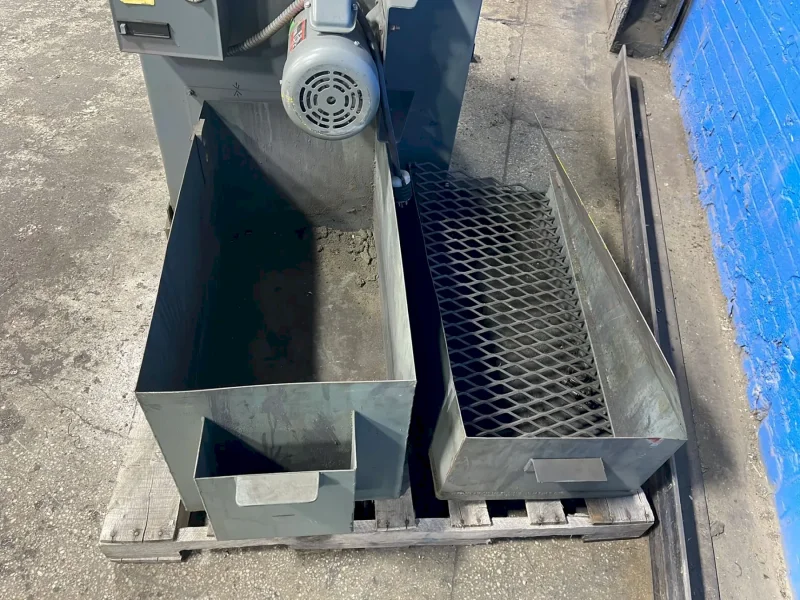 LS INDUSTRIES VIBRATORY FINISHER