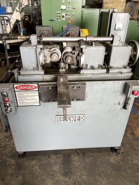 Tesker 30 Thread Roller