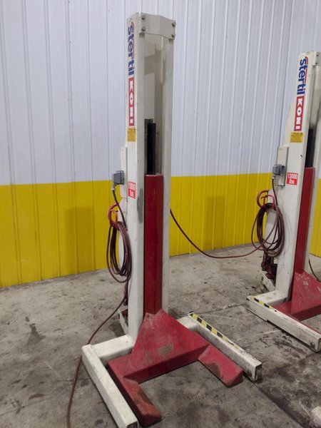 (4) 13,000 LBS STERTIL-KONI MODEL ST-1060 HEAVY DUTY MOBILE COLUMN LIFT JACKS: STOCK #23063