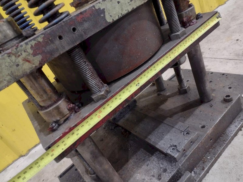3 TON AIRAM 4 POST ROLLFORMER CUTOFF / PUNCH PRESS: STOCK #22112