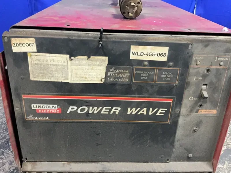 Lincoln Electric  455  Amps  Welder - Powerwave 455