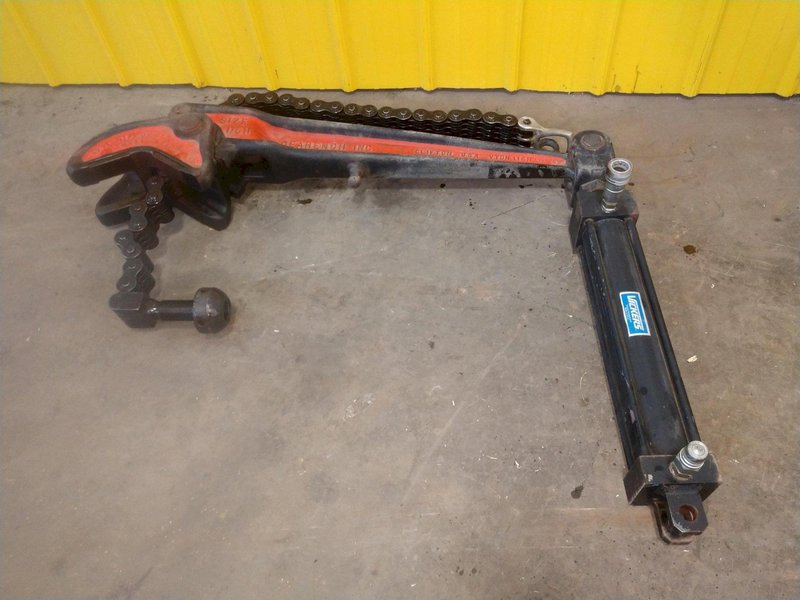 4" TO 24" PETOL GEARENCH MODEL #U118-116H HYDRA-TORK HYDRAULIC BREAK OUT PIPE WRENCH MACHINE: YOBRO #25674