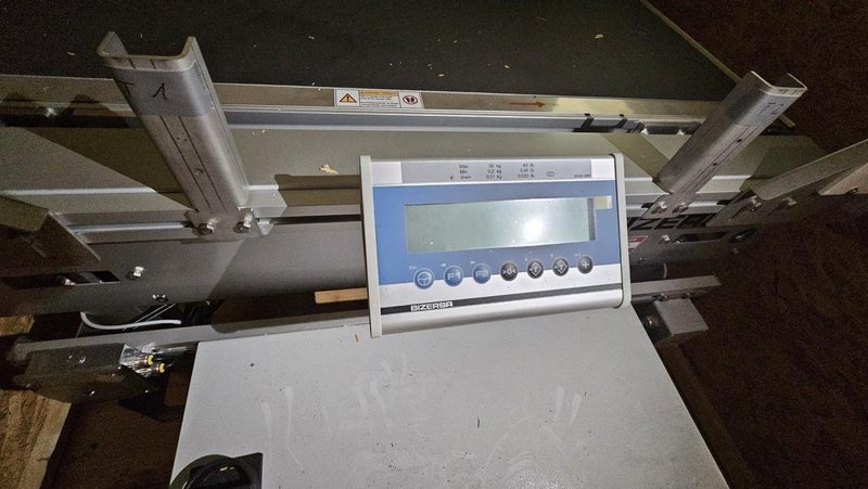 Bizerba CWL-L Dynamic Conveyor Scale / Checkweigher with WM-3 Weighing Terminal, 2024 – Test Hours, In crate