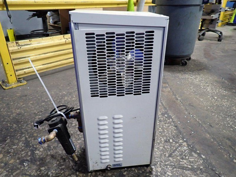 DELTECH 25 SCFM COMPRESSED AIR DRYER  -  HTD25