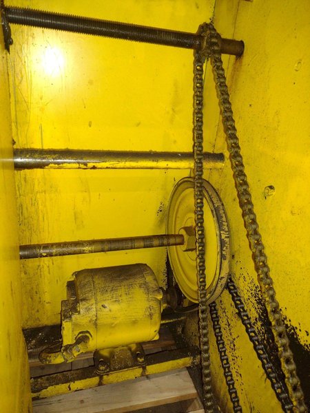 1,200 LB X 10&quot; ROWE MODEL #810 MOTORIZED COIL CRADLE: STOCK #20254