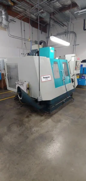 2005 AKIRA SEIKI V4C | Machining Centers, Vertical