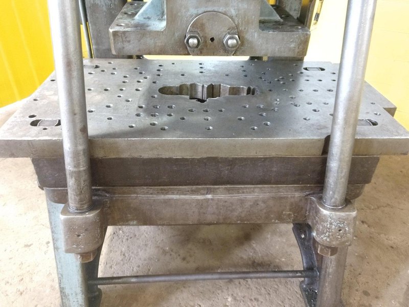60 TON L &amp; J MODEL #W60 OBI PRESS, 2.5&quot; STROKE: STOCK #12978