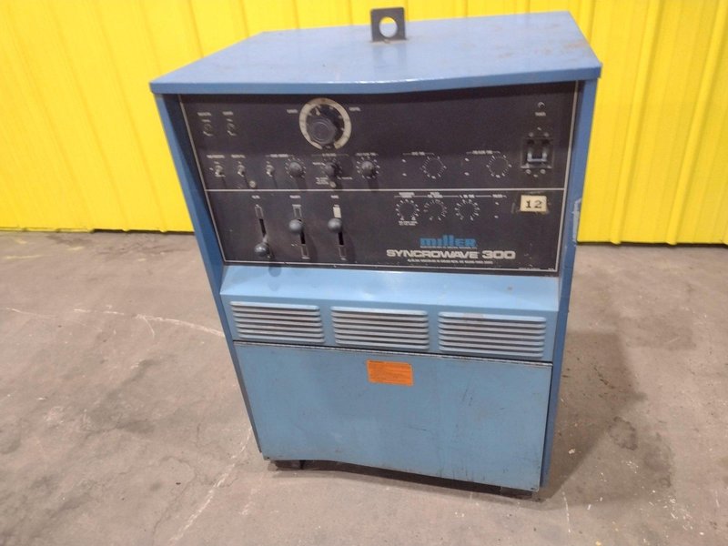 300 AMP MILLER SYNCROWAVE 300 AC/DC WELDER: STOCK #19661