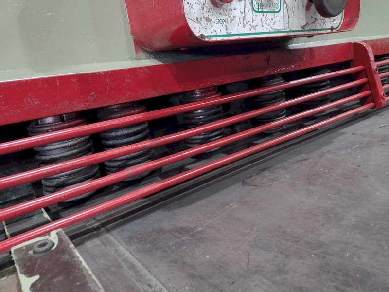 10' X 1/4" ACCURPRESS MODEL #825010 LP ACCURSHEAR HYDRAULIC SHEAR: YOBRO #24451