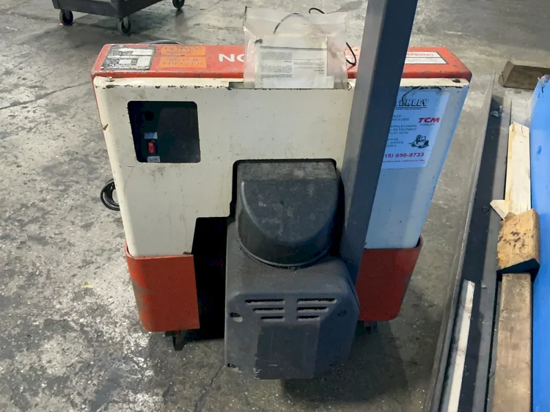 NISSAN 4500 LBS ELECTRIC WALKIE PALLET JACK  -  EWPN40