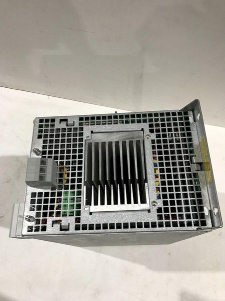 HEIDENHAIN UE241B DRIVES NEW NO BOX