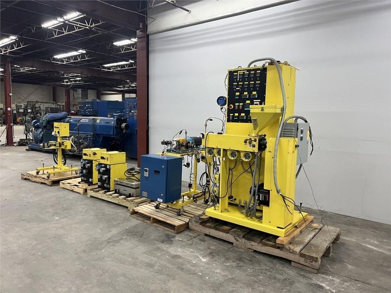 Wayne Lab Monofilament Extrusion Line With Auxiliary Cast Roll Station