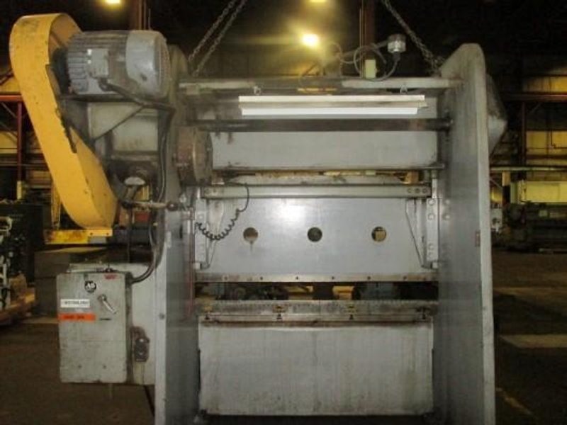 115 Ton, CINCINNATI 7 SERIES x 6' PRESS BRAKE